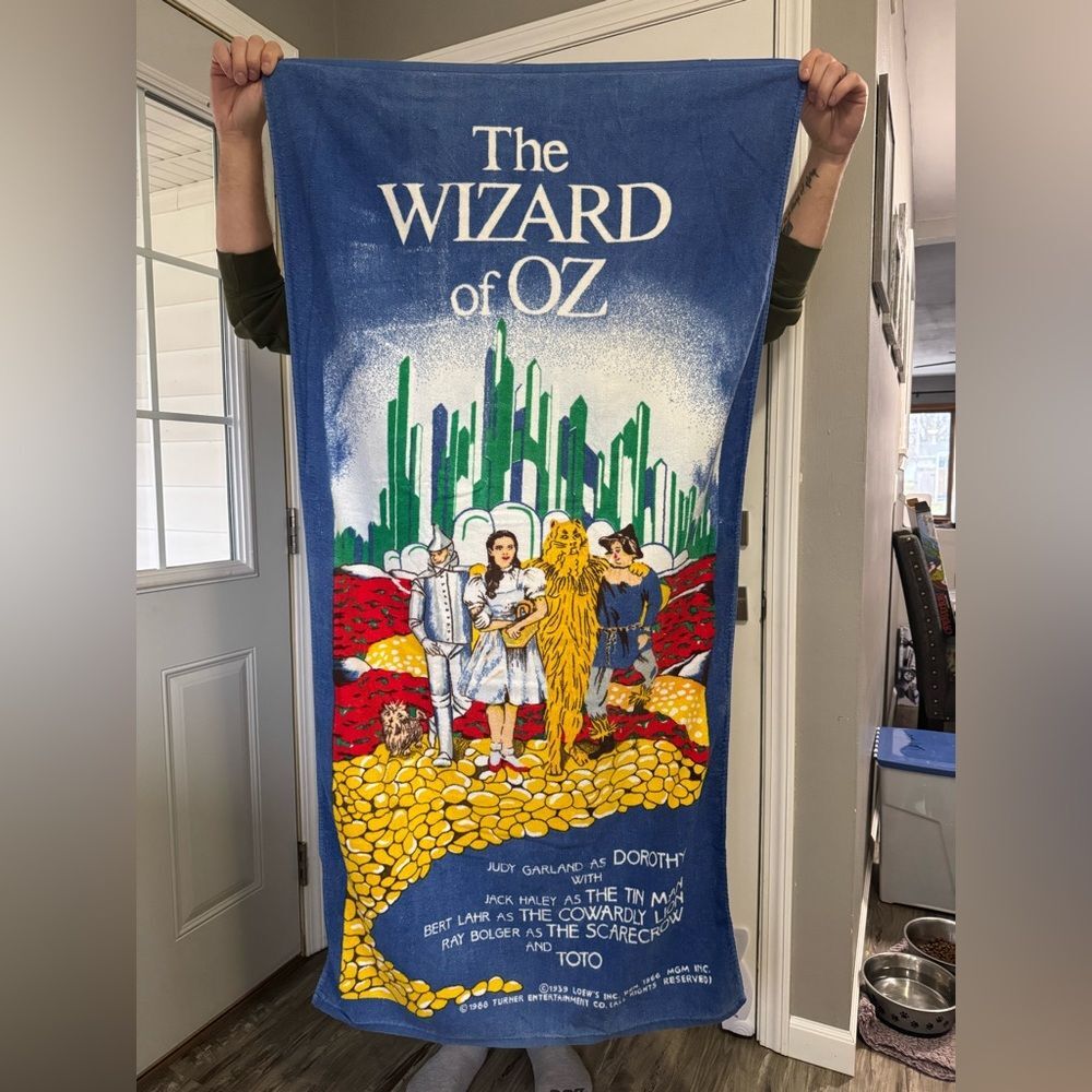 Vintage 1988 The Wizard of Oz beach towel